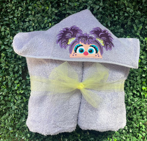 Abby Cadaby Hooded Towel