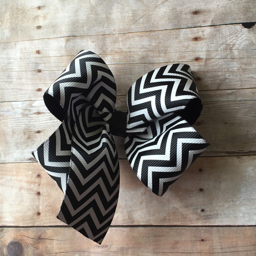 Large black chevron boutique bow