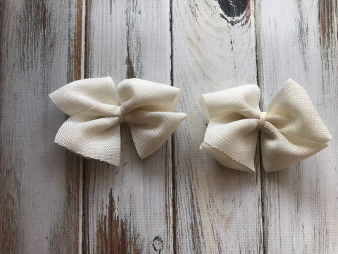Khaki Tan Burlap medium bow