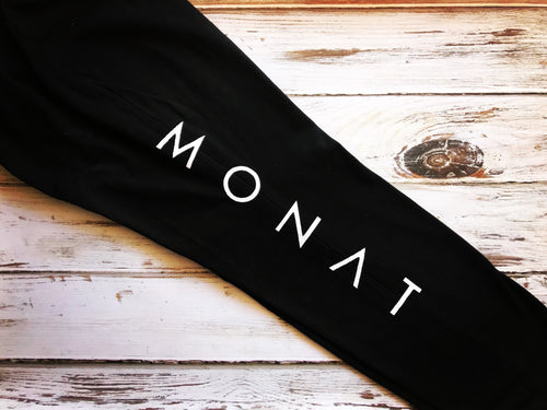 Monat Vinyl Design