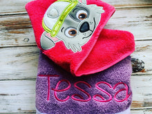 Paw Patrol Rocky Hooded Towel