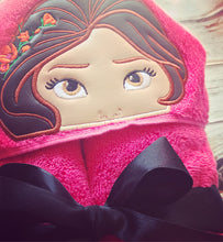 Princess Elena of Avalor Hooded Towel