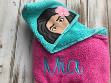 Moana Hooded Towel