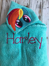 My Little Pony Rainbow Dash hooded towel