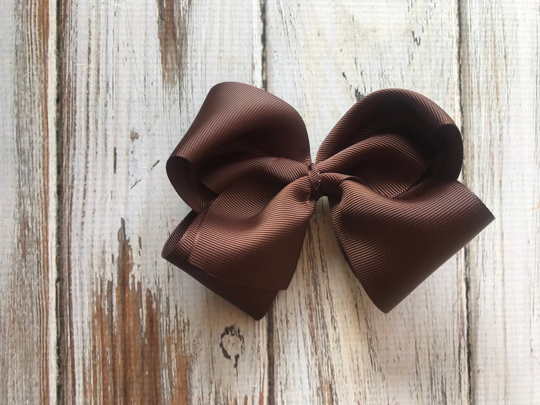 Brown medium bow